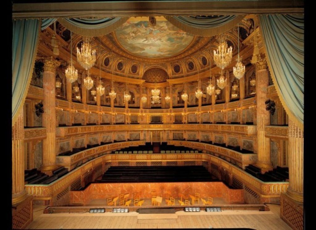 Visite privée et guidée de l'opéra Royal. - Les Conférences Arts et Loisirs