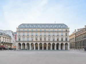 Batiment Palais Royal Fondation Cartier Pour L Art Contemporain 2025 Martin Argyroglo